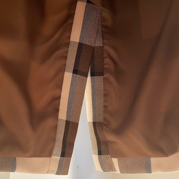 NWOT GORGEOUS PENCIL SKIRT - Picture 10 of 14